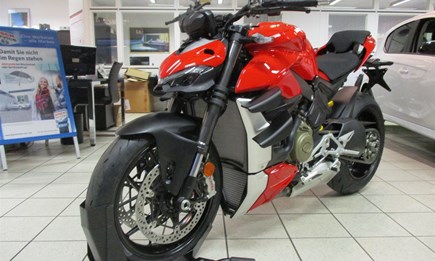 DUCATI STREETFIGHTER V4-2020 nur am 24.JANUAR exclusiv bei uns !!!