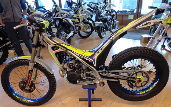 >>>SHERCO FACTORY ST 300 TRIAL-2020 ROLL OUT<<< - Bild 3 >>>SHERCO FACTORY ST 300 TRIAL-2020 ROLL OUT<<< - Bild 3
