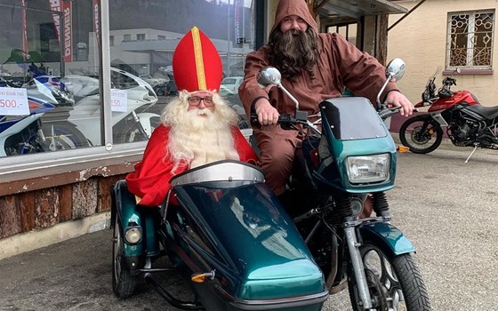 Hoher Besuch bei Pat Bikes - Bild 2