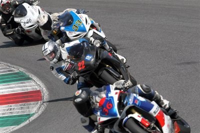 5./6. Lauf SUZUKI GSX-R Challenge 2013  - Bild 2 5./6. Lauf SUZUKI GSX-R Challenge 2013  - Bild 2