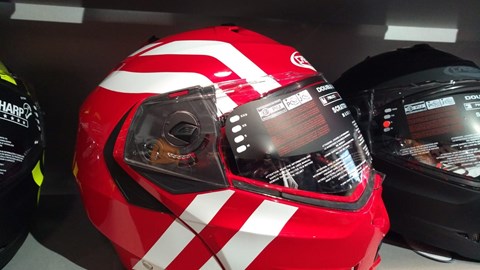 Helme von Germot und Caberg in neuen Farben