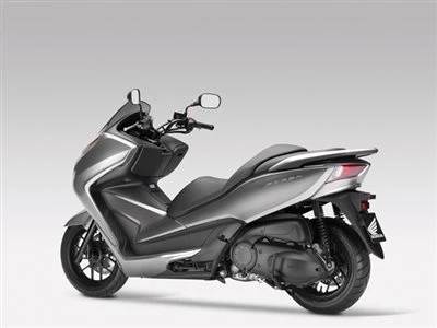 Honda Semmler - Forza 300 ist da Bild 4: Honda Semmler - Forza 300 ist da