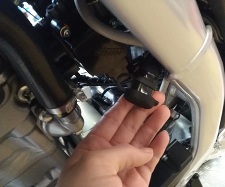 Batterie-Ladeadapter für die Überwinterung 