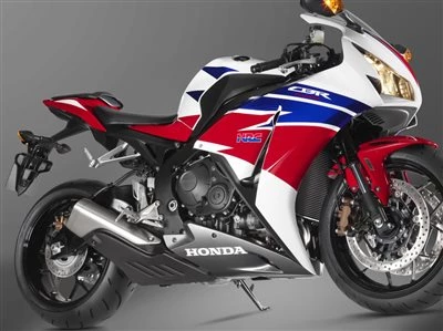 Honda Semmler - CBR 1000 RR 2014 Bild 10: Honda Semmler - CBR 1000 RR 2014