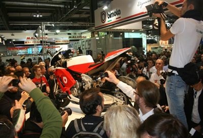 MV Agusta Turismo Veloce & EICMA Italo News! - Bild 6