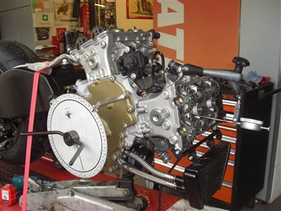 BETRIEBSURLAUB bei DUCATI SALZBURG-RACEPARTS - Bild 4 BETRIEBSURLAUB bei DUCATI SALZBURG-RACEPARTS - Bild 4