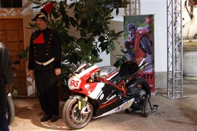 BETRIEBSURLAUB bei DUCATI SALZBURG-RACEPARTS - Bild 7 BETRIEBSURLAUB bei DUCATI SALZBURG-RACEPARTS - Bild 7