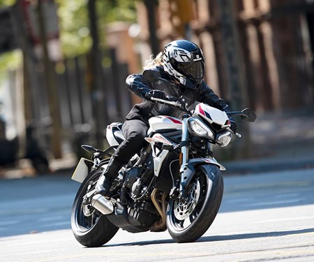 Die neue TRIUMPH STREET TRIPLE S