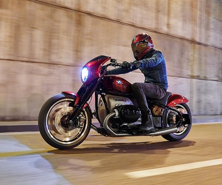 Concept R 18 /2 debütiert auf der EICMA.