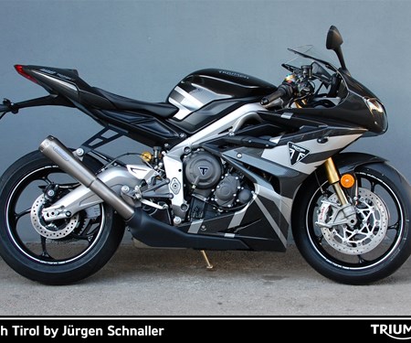 Triumph Daytona 765 - Moto2 Triumph Daytona 765 - Moto2