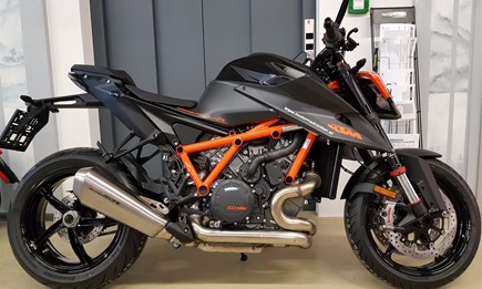 KTM 1290 Super Duke R MJ 2020