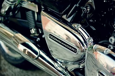 TRIUMPH THUNDERBIRD COMMANDER Bild 1: TRIUMPH THUNDERBIRD COMMANDER