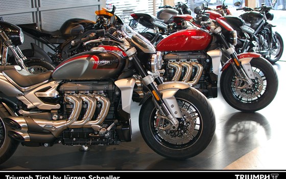 Triumph Rocket 3 R & GT - Bild 7