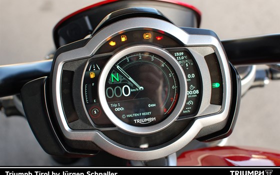 Triumph Rocket 3 R & GT - Bild 4