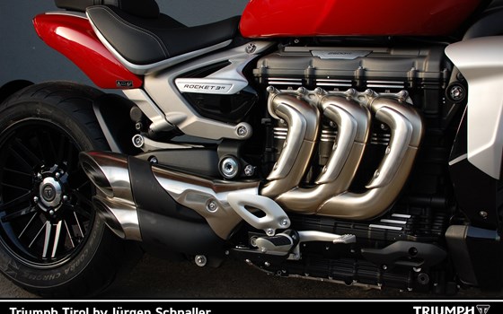Triumph Rocket 3 R & GT - Bild 3