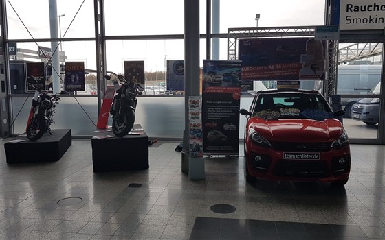 AUTOMOBIL MESSE ERFURT das HONDA TEAM SCHLIETER zeigt  den Ligier und Microcar mit Führerschein ab 15 Jahren - Bild 4