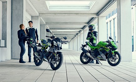 Top-Angebote für Ninja 125 und Z125: KAWASAKI SENKT DIE PREISE UND BIETET GÜNSTIGE VOLLKASKO AN