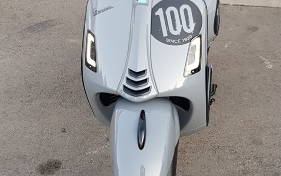 Vespa Dohr 100TH ANNIVERSARY - Bild 1 Vespa Dohr 100TH ANNIVERSARY - Bild 1