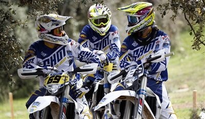 Check out the 2014 Bel-Ray Husqvarna Factory Racing TEAM! Check out the 2014 Bel-Ray Husqvarna Factory Racing TEAM!