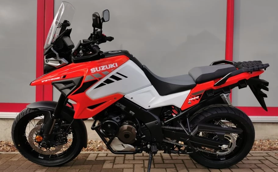 Endlich da! Die neue V-Strom 1050 XT. Bild 2: Endlich da! Die neue V-Strom 1050 XT.