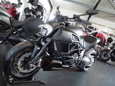 DIE NEUE DUCATI DIAVEL