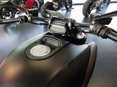 DIE NEUE DUCATI DIAVEL - Bild 4