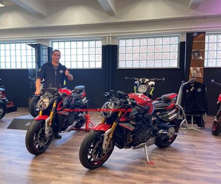 Brutale 1000 RR - die ersten Fahrzeuge für ganz Deutschland sind bei uns gelandet !