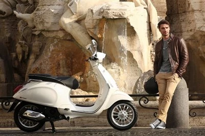 Die neue Vespa Sprint 50 Bild 2: Die neue Vespa Sprint 50