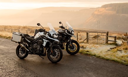 FÜR ABENTEUER VON SAND BIS EIS: TRIUMPH PRÄSENTIERT FÜR 2020 ZWEI NEUE SPECIAL EDITIONS DER TIGER 1200