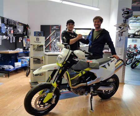 >>>HUSQVARNA 701SM - ROLL OUT<<< >>>HUSQVARNA 701SM - ROLL OUT<<<