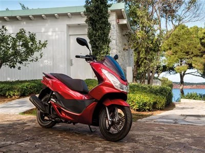 Honda Semmler - PCX 125 eingetroffen Bild 1: Honda Semmler - PCX 125 eingetroffen