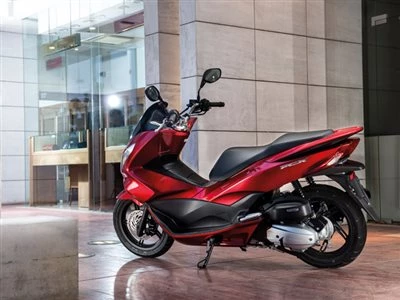 Honda Semmler - PCX 125 eingetroffen Bild 4: Honda Semmler - PCX 125 eingetroffen