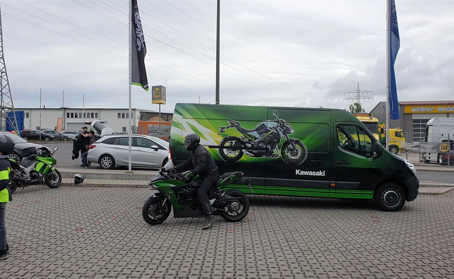 KAWASAKI Roadshow am 23.05.2020 - Bildershow Bild 16: KAWASAKI Roadshow am 23.05.2020 - Bildershow