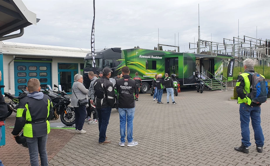 KAWASAKI Roadshow am 23.05.2020 - Bildershow Bild 27: KAWASAKI Roadshow am 23.05.2020 - Bildershow