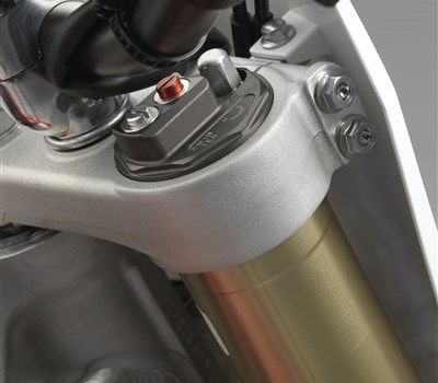 Honda CRF Modelle 2015 mit Mapping Schalter und neuer Luftgabel - Bild 10
