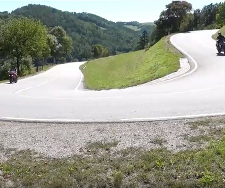 Neues 1000PS.at Video: Spitzkehren in den Alpen! Neues 1000PS.at Video: Spitzkehren in den Alpen!