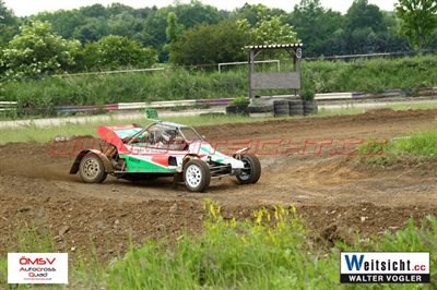 Führung in der Autocrossmeisterschaft Führung in der Autocrossmeisterschaft