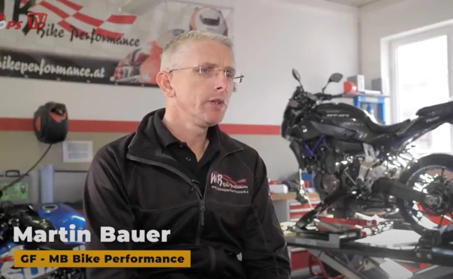 Neues 1000PS.at Video: Flott und sicher Motorrad fahren! Bild 1: Neues 1000PS.at Video: Flott und sicher Motorrad fahren!