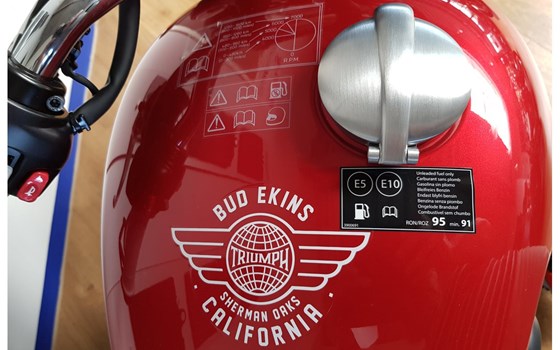 Special Edition BUD EKINS T120 - Bild 6