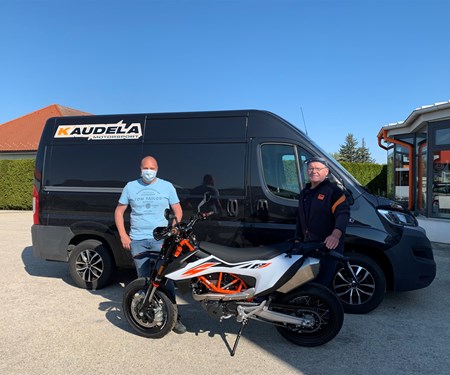 FAHRZEUGÜBERGABE KTM 690 SMC R FAHRZEUGÜBERGABE KTM 690 SMC R