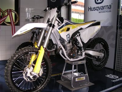 Erste Husqvarna FC 350 Modell 2015 eingetroffen!! Erste Husqvarna FC 350 Modell 2015 eingetroffen!!