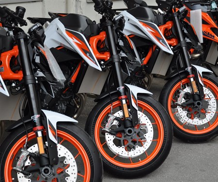 ***KTM 890 DUKE R*** ***KTM 890 DUKE R***