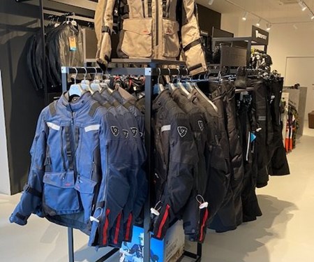 REV´IT! neu bei XAJO REV´IT! neu bei XAJO