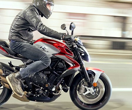 MV Agusta Ride 4 Long Aktion MV Agusta Ride 4 Long Aktion