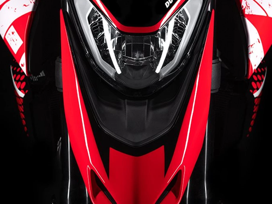 DIE NEUE DUCATI HYPERMOTARD 950 RVE Bild 8: DIE NEUE DUCATI HYPERMOTARD 950 RVE