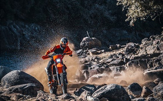 2021ER KTM EXC-RANGE SETZT NEUE MASSSTÄBE - Bild 8
