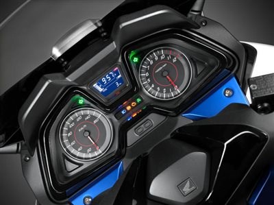 NEU! Honda Forza 125 - mehr Fahrspaß und Nutzwert! - Bild 3 NEU! Honda Forza 125 - mehr Fahrspaß und Nutzwert! - Bild 3