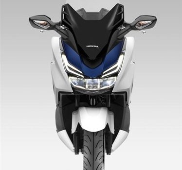 NEU! Honda Forza 125 - mehr Fahrspaß und Nutzwert! - Bild 5 NEU! Honda Forza 125 - mehr Fahrspaß und Nutzwert! - Bild 5