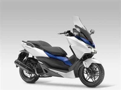 NEU! Honda Forza 125 - mehr Fahrspaß und Nutzwert! - Bild 6 NEU! Honda Forza 125 - mehr Fahrspaß und Nutzwert! - Bild 6