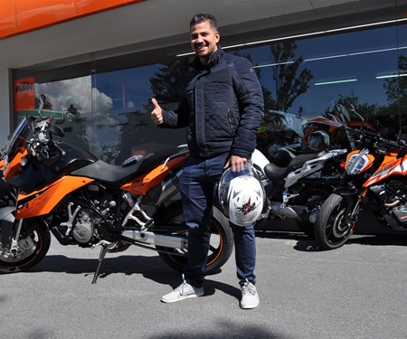 unsere KTM 990 Supermoto.... unsere KTM 990 Supermoto....